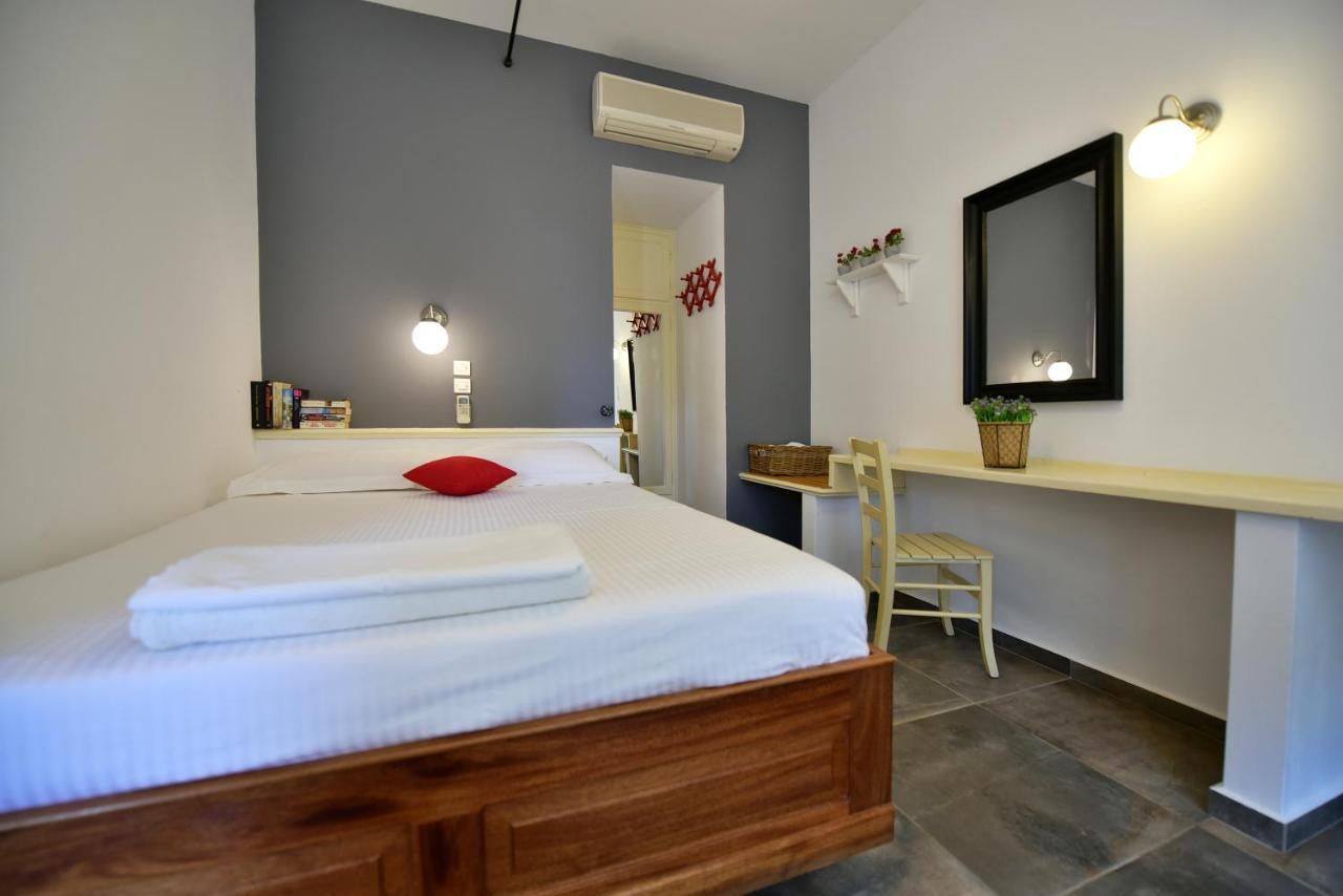 Piteoussa Rooms Хидра Екстериор снимка