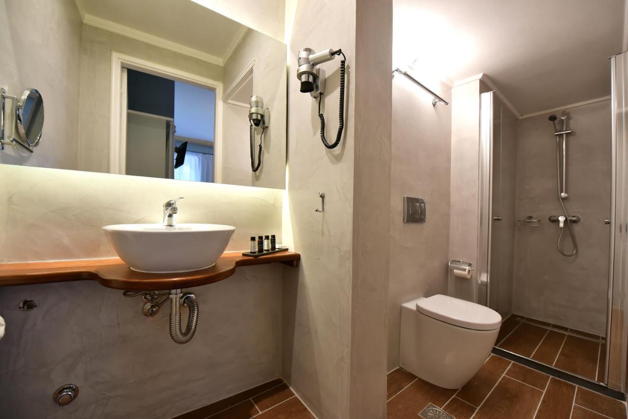 Piteoussa Rooms Хидра Екстериор снимка